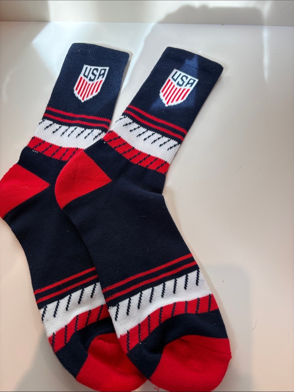 USA Shield Crew Socks - Navy, Red & White NEW - Picture 2 of 2